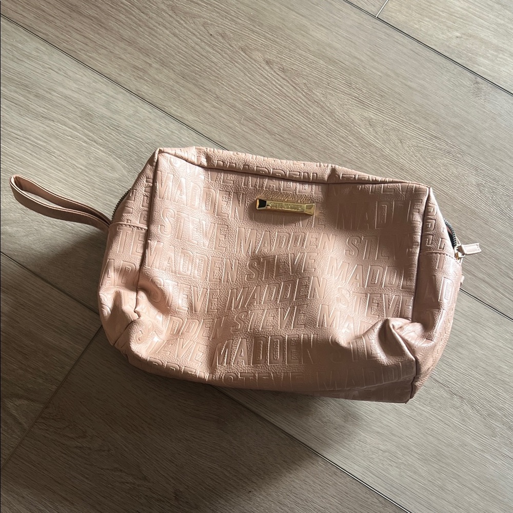 Steve Madden Blush Embossed Cosmetic Bag - Picture 7 of 9